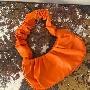 Love it I have to many of these I just love it ❤️